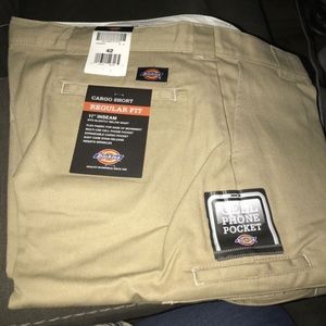 Dickies cargo shorts brand new for men
